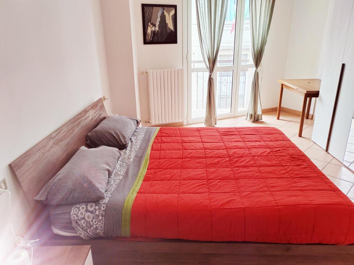 Ieo -Humanitas - Sunny House - Comodissimo Locate di Triulzi Luaran gambar